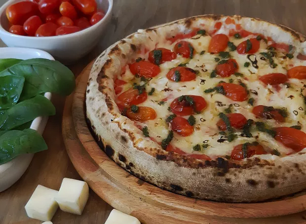 Pizza Caprese